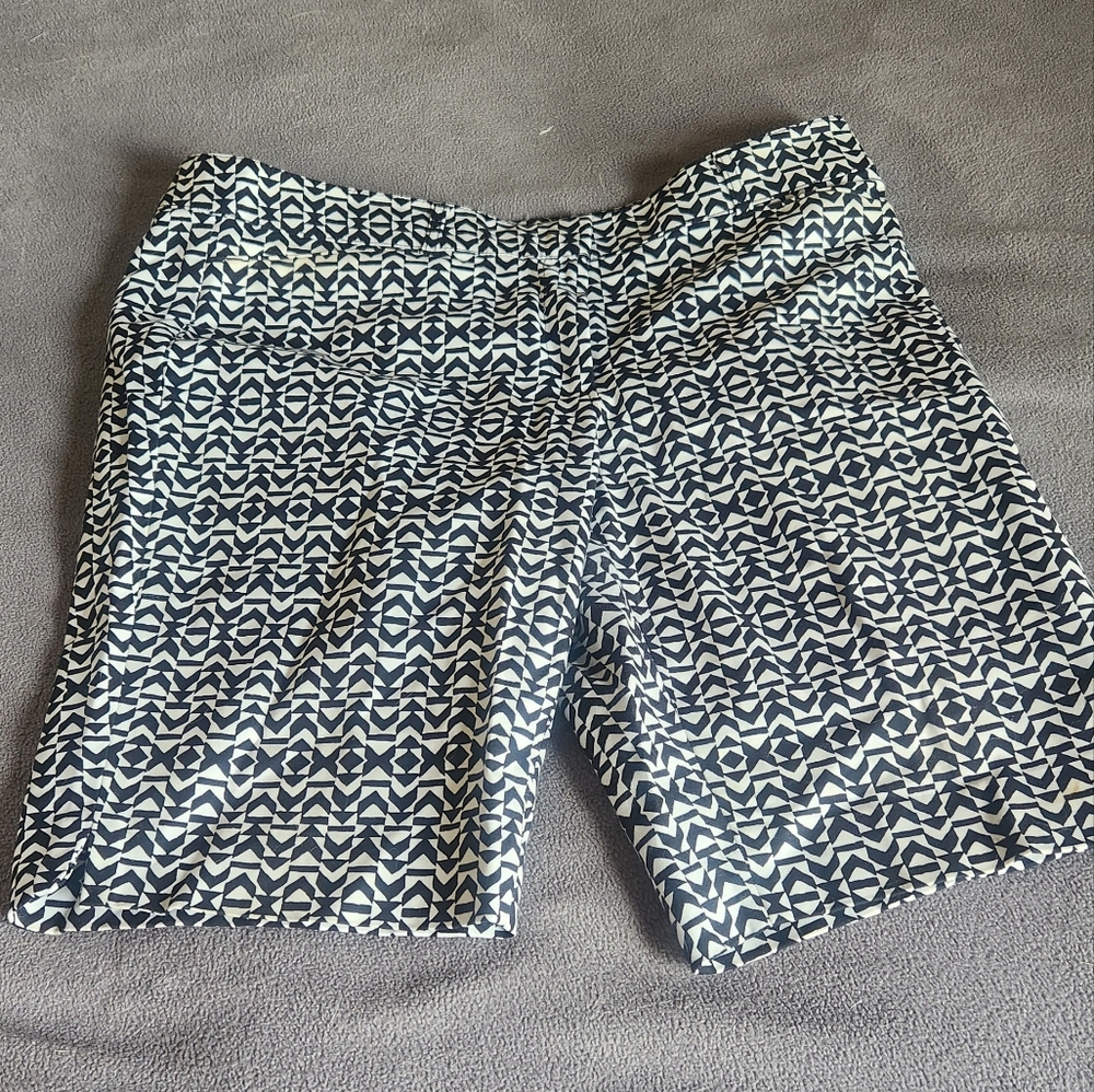 WHBM Bermuda short